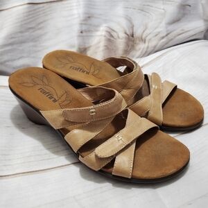 Umberto Raffini Wedge Camel Brown Leather Strap Sandals Womens Size 39 US 8.5-9
